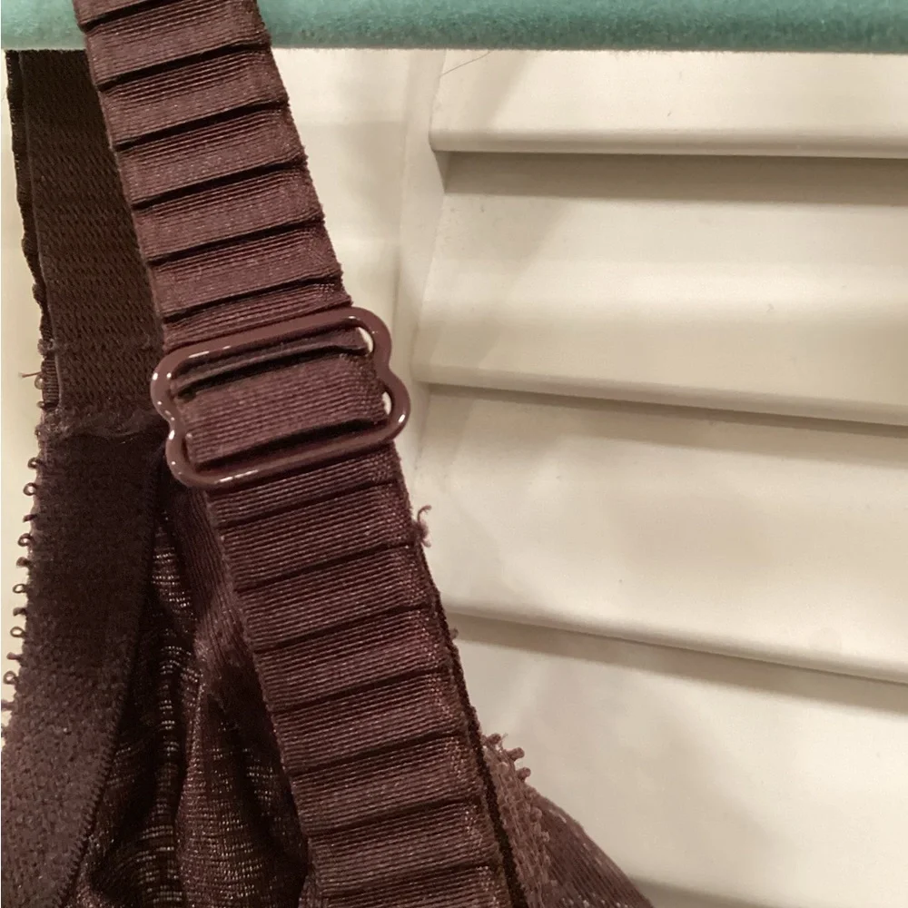 Chantelle Chic & Sexy Plunge Lace Bra - Rich Brown Rare color